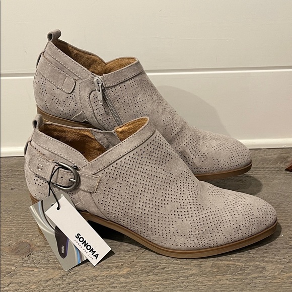 Sonoma Women's Taupe Ankle Booties Size 9.5 - Picture 3 of 11